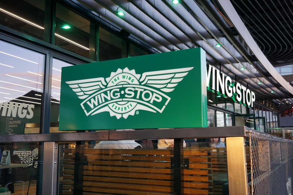 Southampton,,Hampshire,England,-,10.22.2023,-,Wing,Stop,Logo,Sign